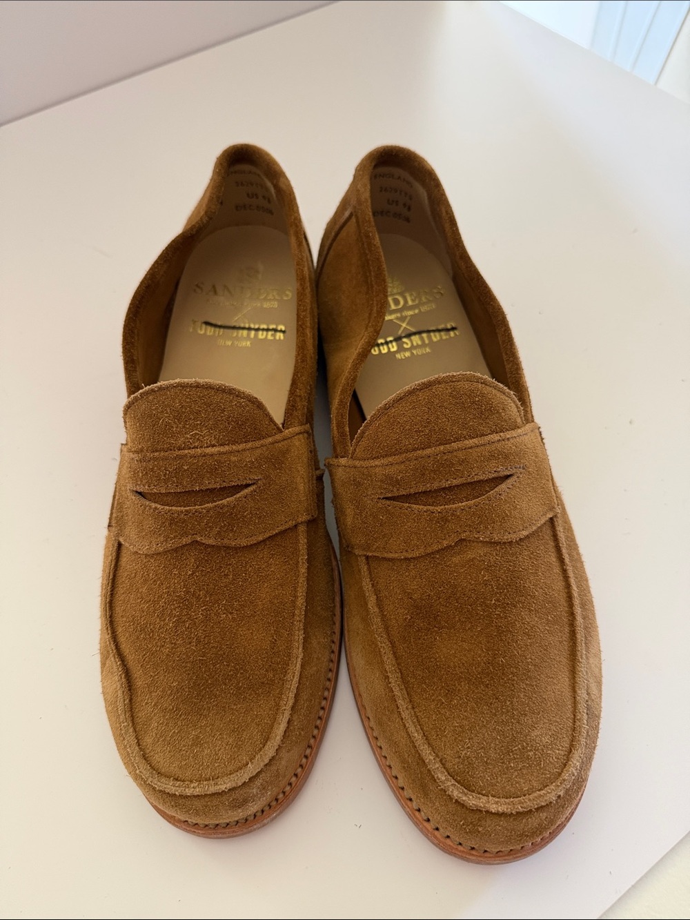 Todd Snyder X Sanders Men's Suede Penny Loafers in Brown Sz 9.5.  Tub8 - Picture 2 of 8
